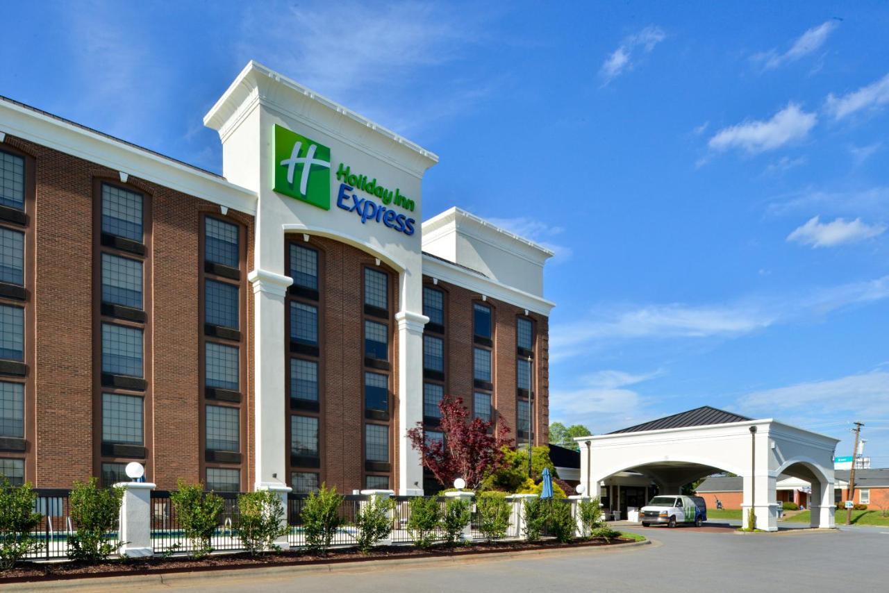 Holiday Inn Express Winston-Salem Medical Ctr Area Exterior foto