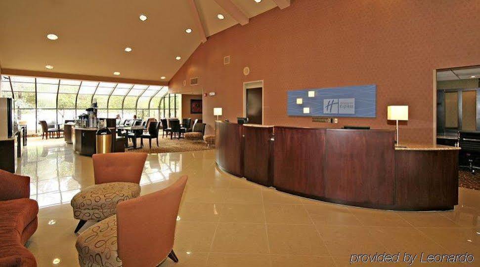 Holiday Inn Express Winston-Salem Medical Ctr Area Exterior foto